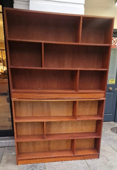 A pair of midcentury Bookcase