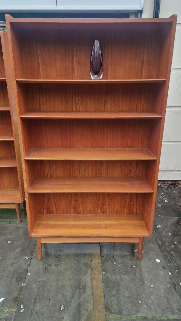 1960s Danish bookcase with adjustable shelves